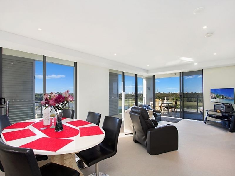 161/135 Lakelands Drive, Merrimac QLD 4226