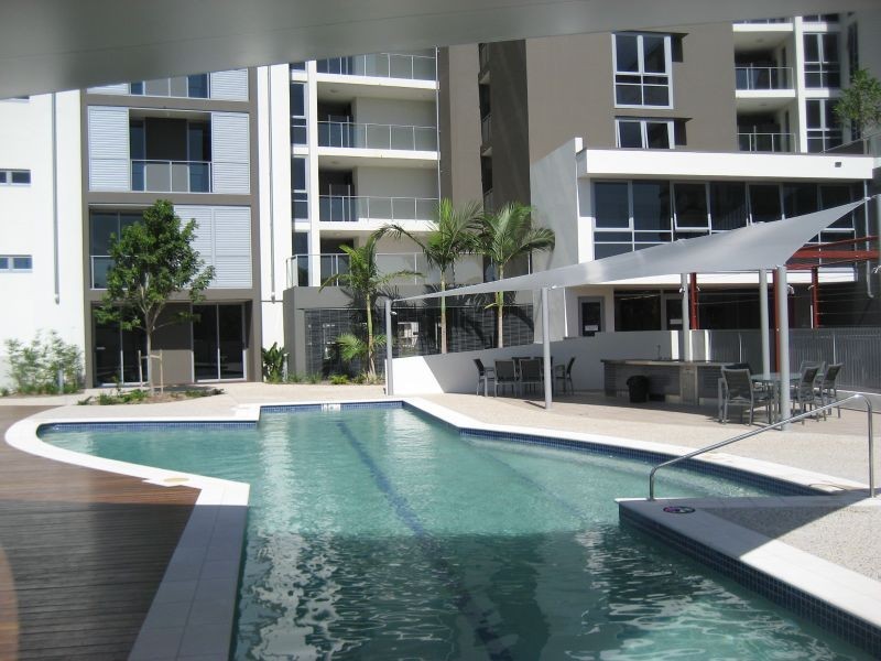 161/135 Lakelands Drive, Merrimac QLD 4226