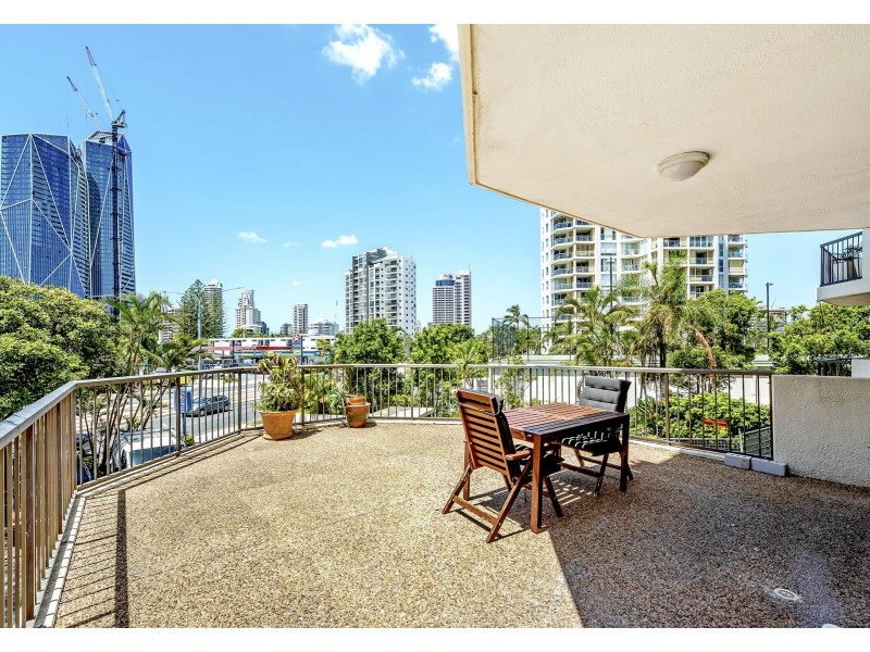 4/2916 Gold Coast Highway, Surfers Paradise QLD 4217
