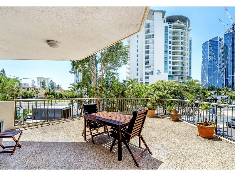 4/2916 Gold Coast Highway, Surfers Paradise QLD 4217