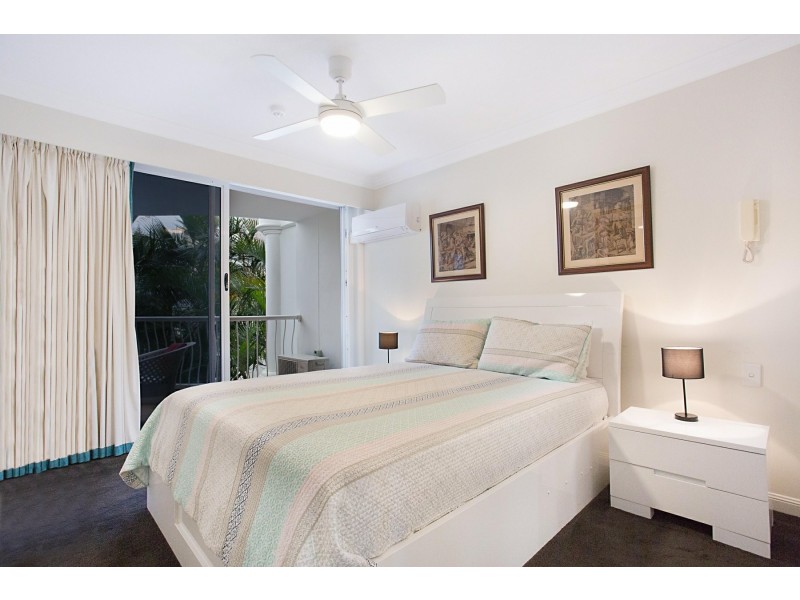2205/24-26 Queensland Avenue, Broadbeach QLD 4218