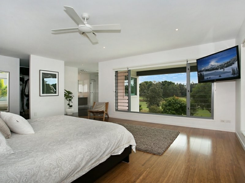 44 Lakelands Drive, Merrimac QLD 4226