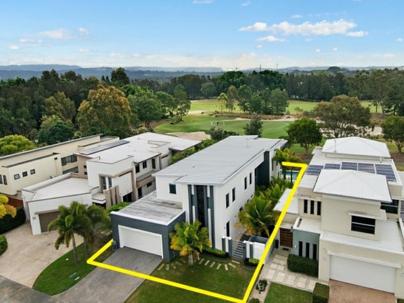 44 Lakelands Drive, Merrimac QLD 4226