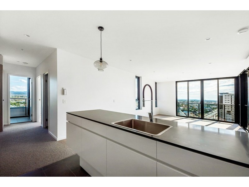 82/70 The Esplanade, Burleigh Heads QLD 4220