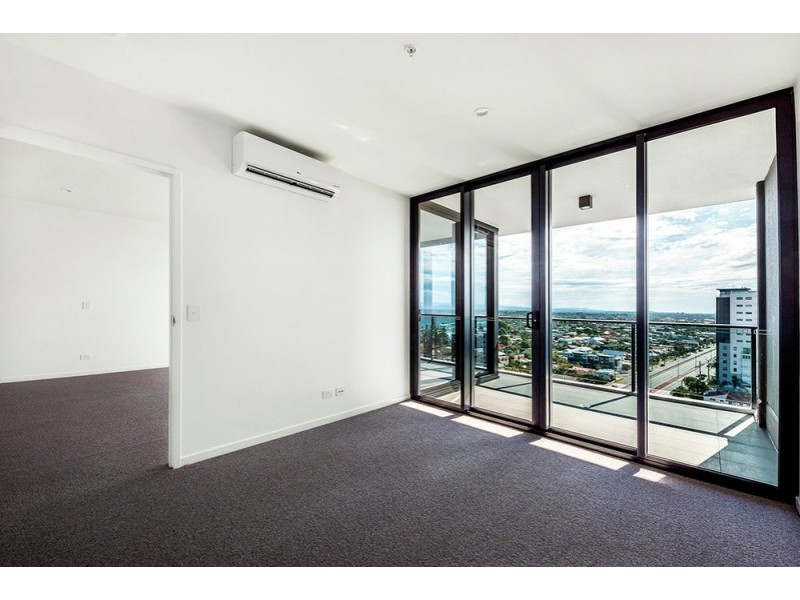 82/70 The Esplanade, Burleigh Heads QLD 4220