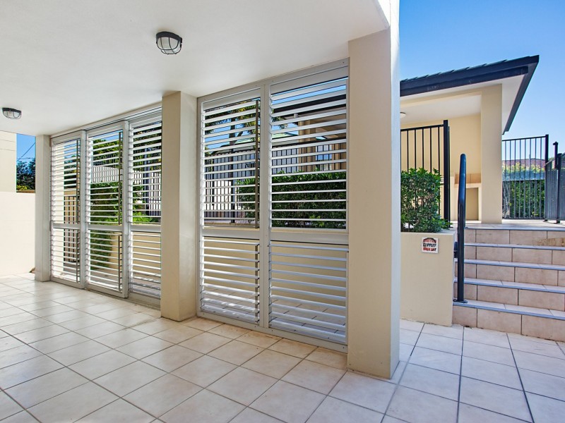 5/3 Tate Street, Southport QLD 4215