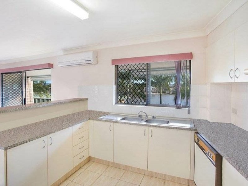 15/33-39 Hooker Boulevard, Broadbeach Waters QLD 4218