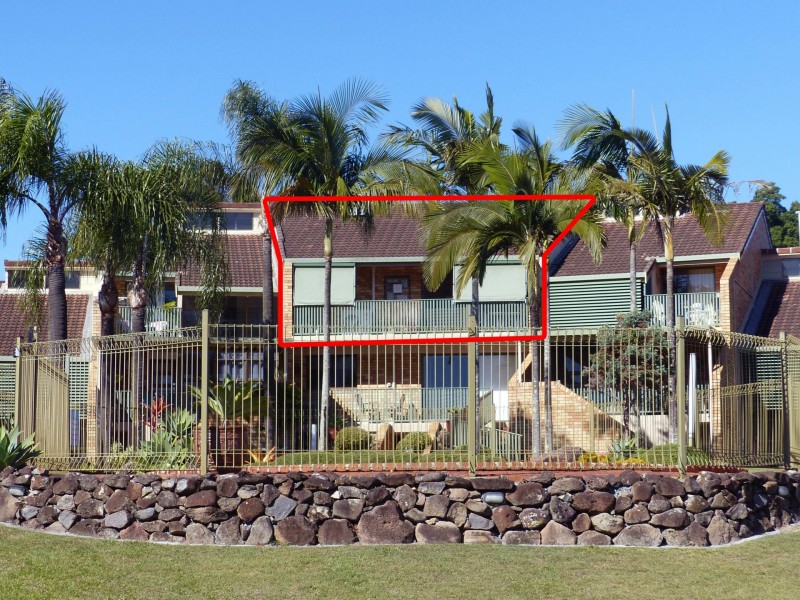15/33-39 Hooker Boulevard, Broadbeach Waters QLD 4218