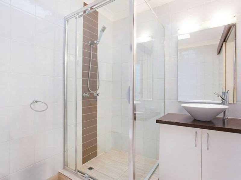 15/33-39 Hooker Boulevard, Broadbeach Waters QLD 4218