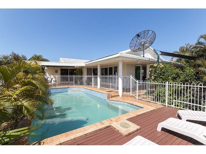 64 Anchorage Way, Runaway Bay QLD 4216