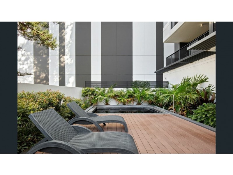 53/2729-2733 Gold Coast Highway, Broadbeach QLD 4218