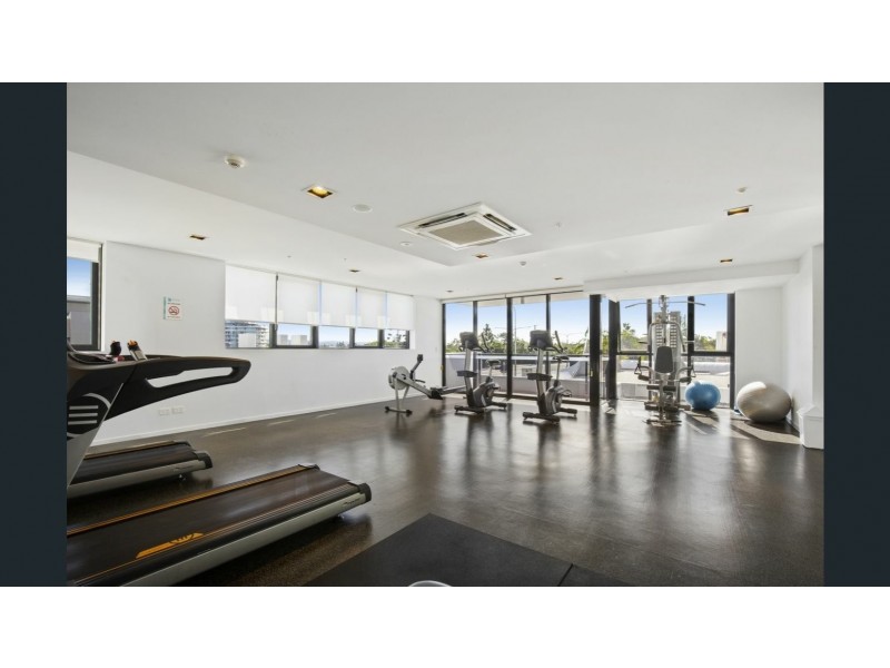 53/2729-2733 Gold Coast Highway, Broadbeach QLD 4218