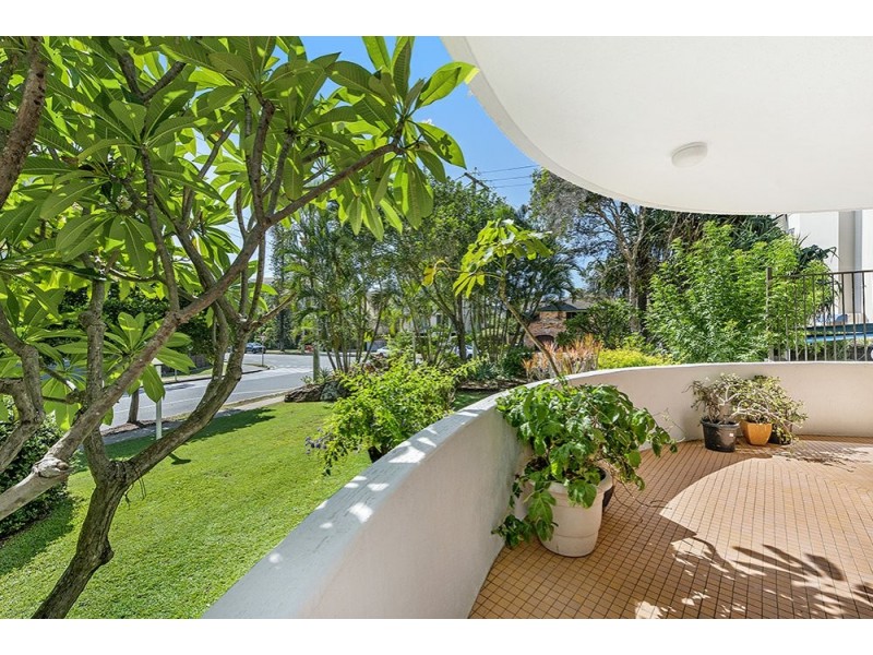 1/219 Surf Parade, Broadbeach QLD 4218