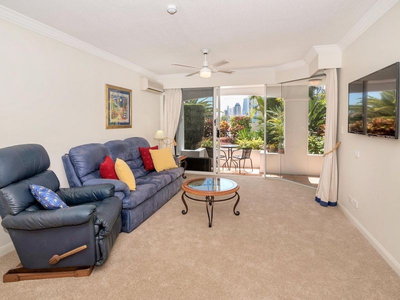 2104/24 Queensland Avenue, Broadbeach QLD 4218
