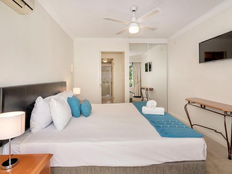 2104/24 Queensland Avenue, Broadbeach QLD 4218