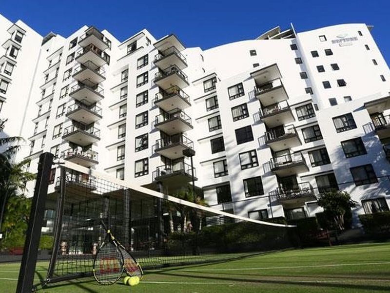 304/30 Surf Parade, Broadbeach QLD 4218