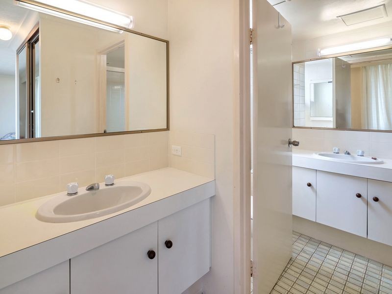 7/5 Francis Street, Mermaid Beach QLD 4218