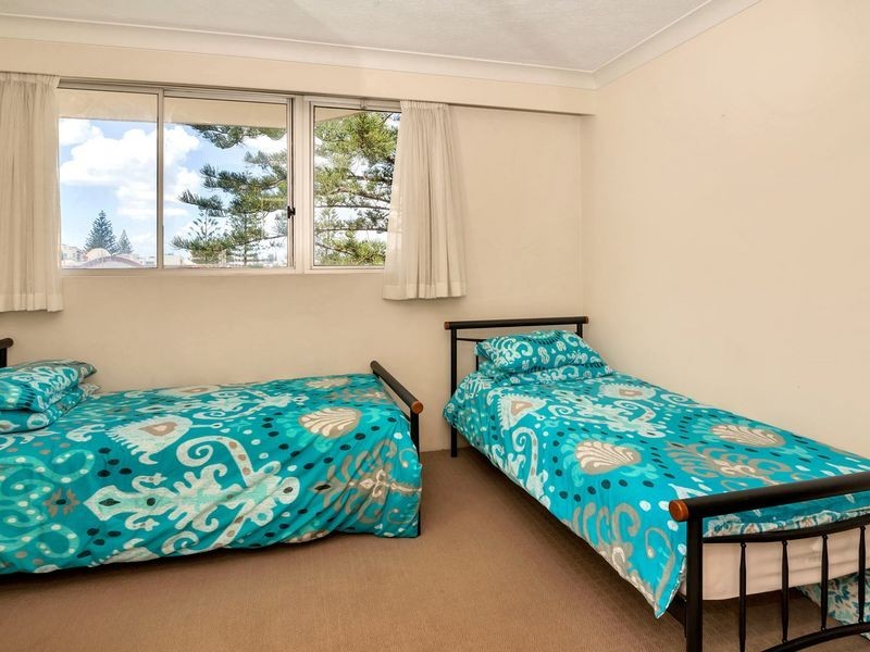7/5 Francis Street, Mermaid Beach QLD 4218