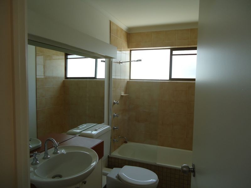 4/9 Freyburg Street, Sorrento QLD 4217