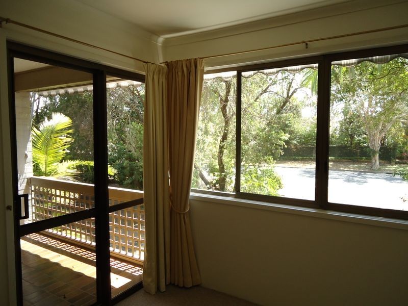 4/9 Freyburg Street, Sorrento QLD 4217