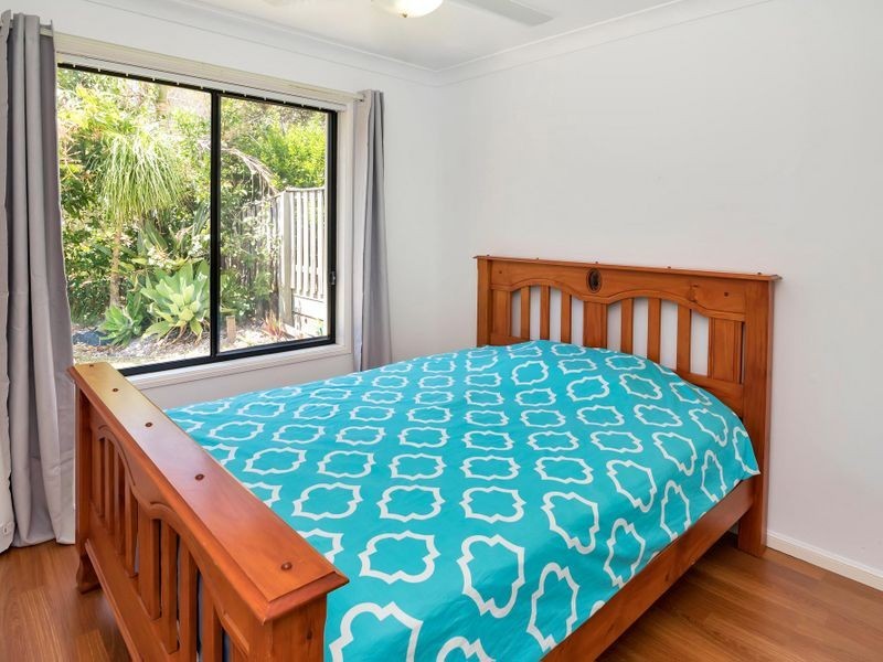 31 Langport Parade, Mudgeeraba QLD 4213