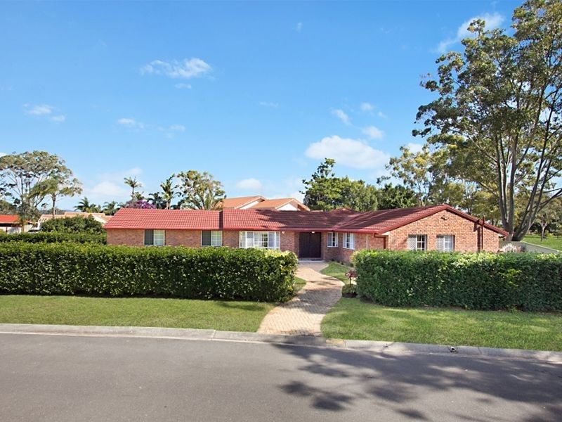 23 Wild Duck Drive, Mermaid Waters QLD 4218