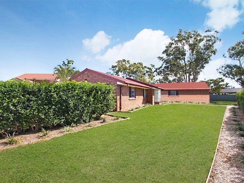 23 Wild Duck Drive, Mermaid Waters QLD 4218