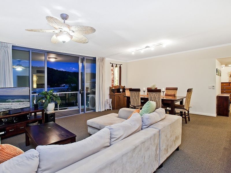 2056/1 Ocean Street, Burleigh Heads QLD 4220