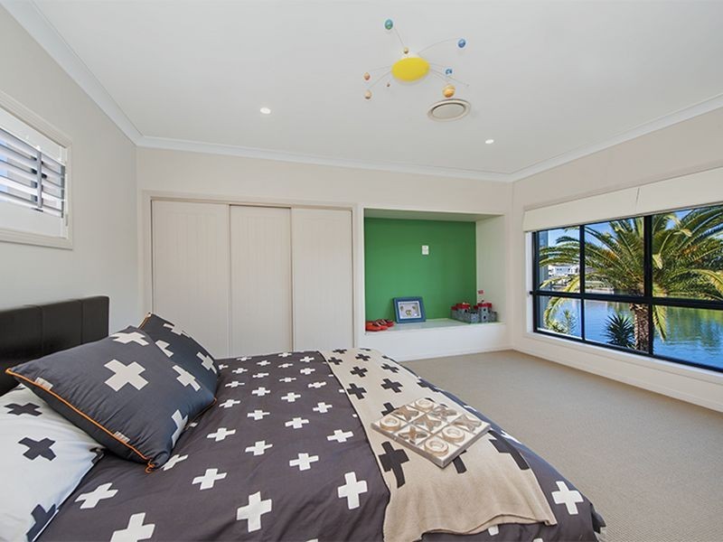 15 La Spezia Court, Surfers Paradise QLD 4217