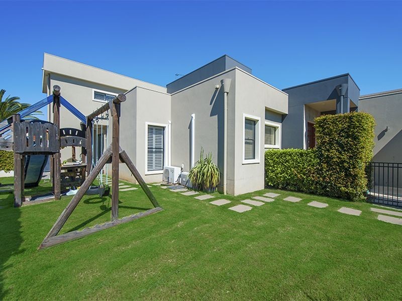 15 La Spezia Court, Surfers Paradise QLD 4217