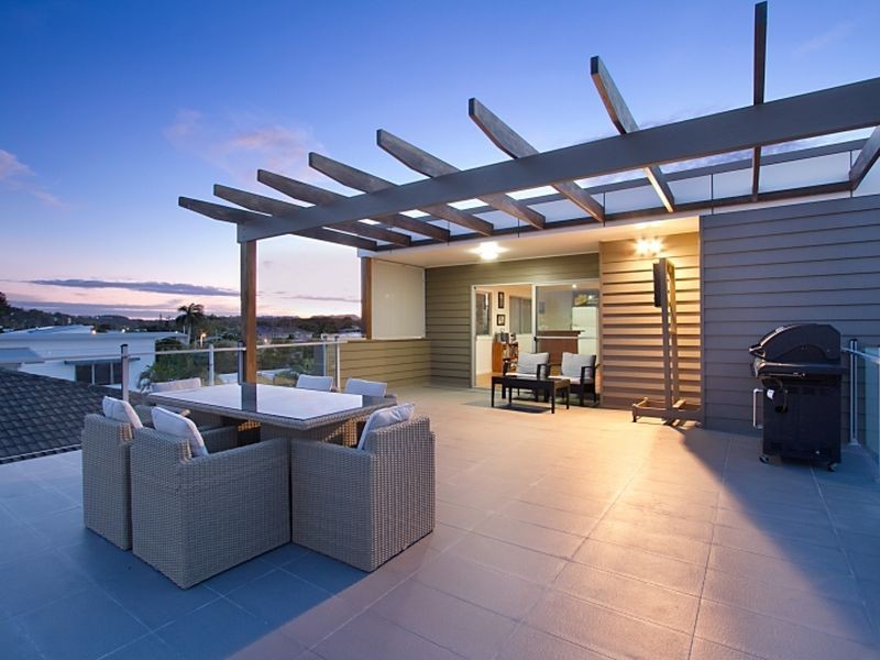 42 Sunshine Parade, Miami QLD 4220