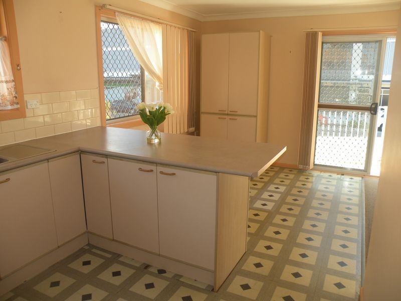 3/12 Elizabeth Avenue, Broadbeach QLD 4218