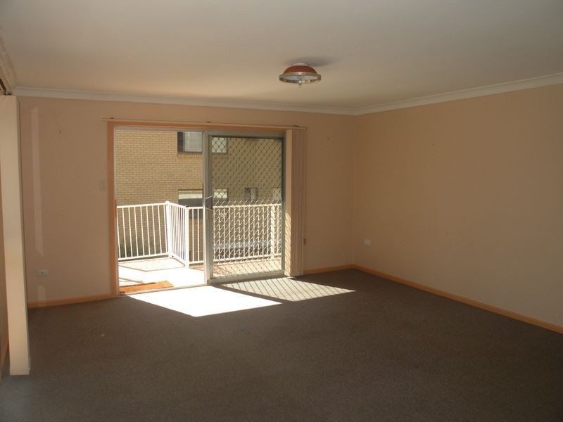 3/12 Elizabeth Avenue, Broadbeach QLD 4218