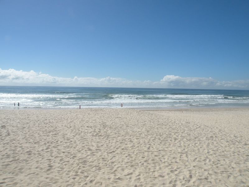 3/12 Elizabeth Avenue, Broadbeach QLD 4218