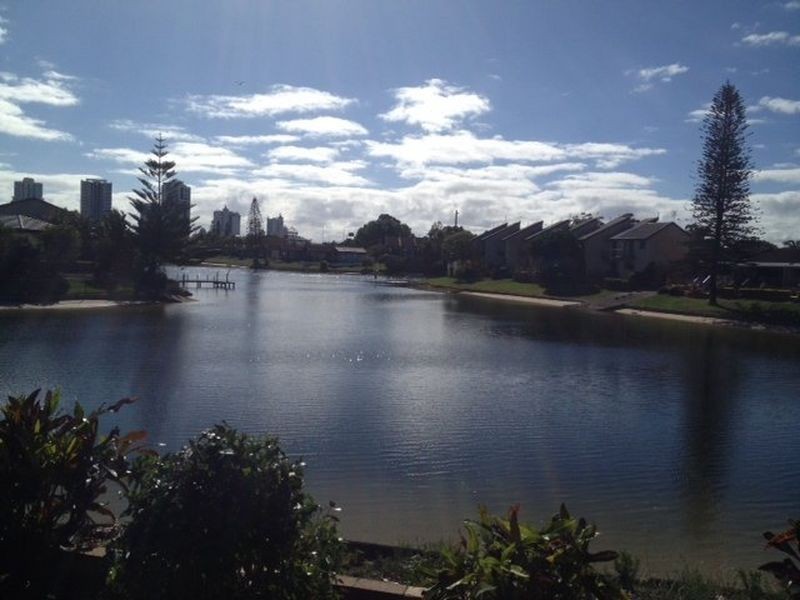 106 Clear Island Road, Broadbeach Waters QLD 4218