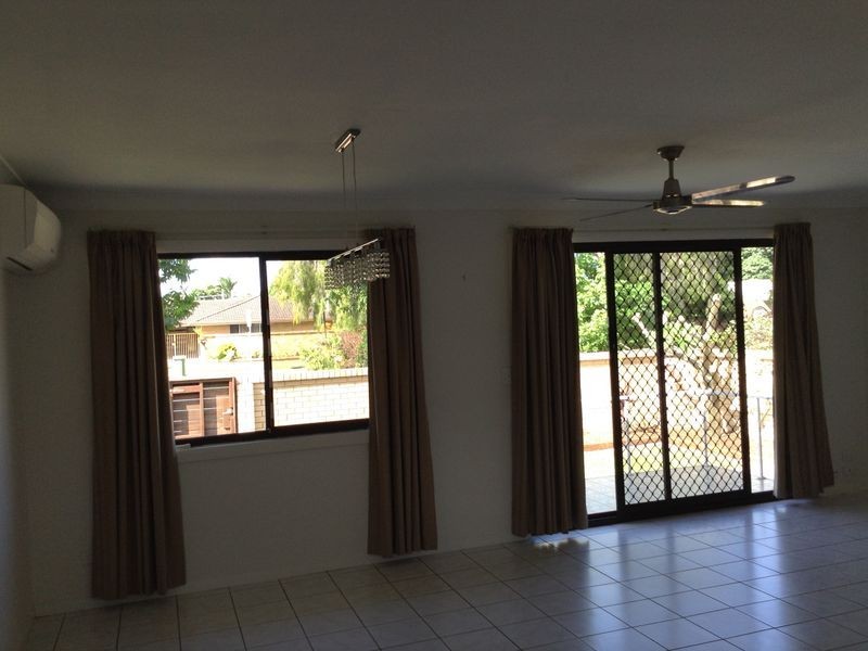 1/121 Sunshine Boulevard, Mermaid Waters QLD 4218