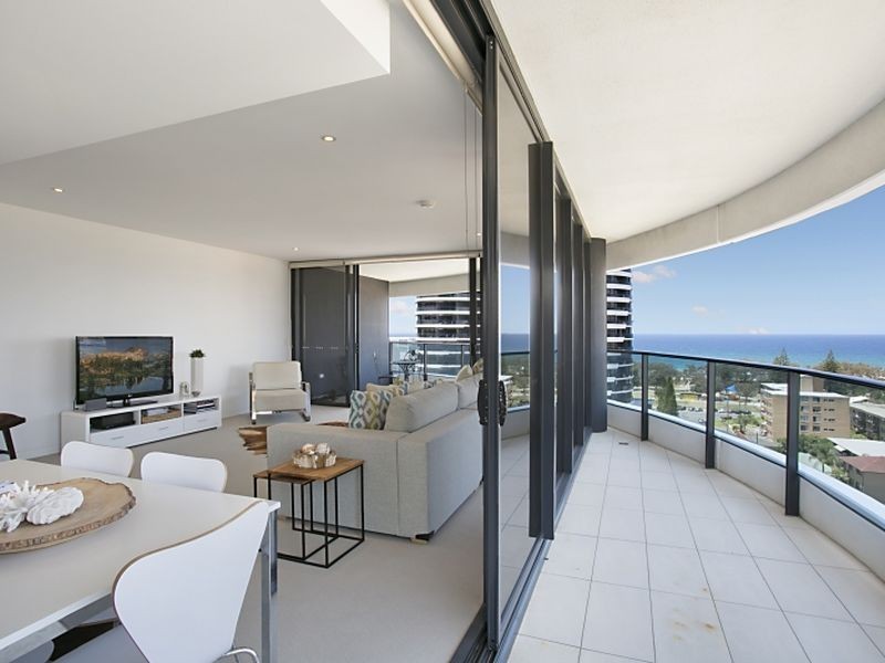 21009/4-26 Charles Avenue, Broadbeach QLD 4218