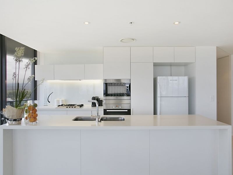 21009/4-26 Charles Avenue, Broadbeach QLD 4218