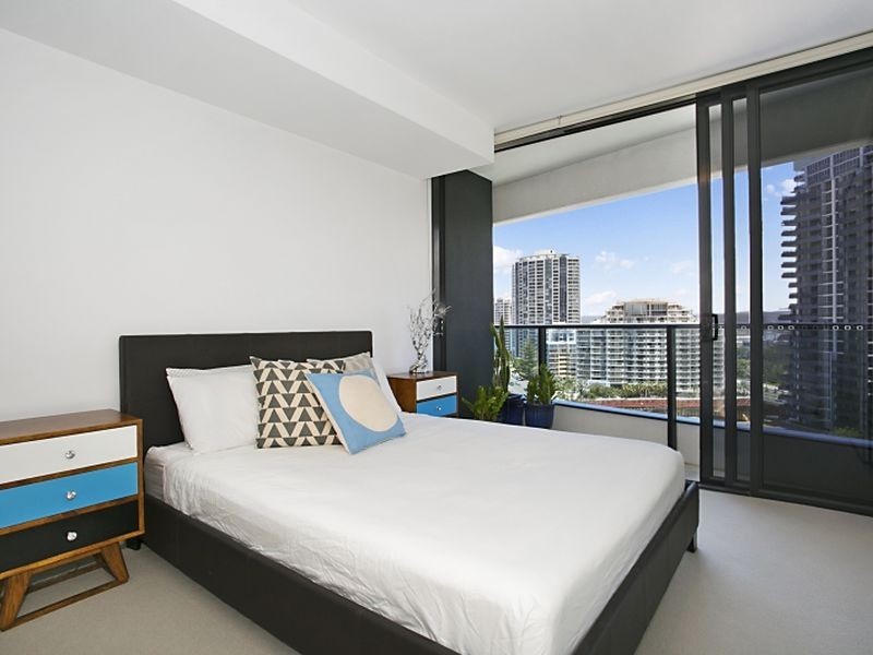 21009/4-26 Charles Avenue, Broadbeach QLD 4218