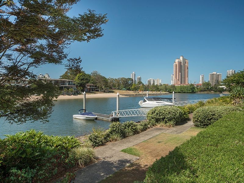 2605/33 T E Peters Drive, Broadbeach Waters QLD 4218