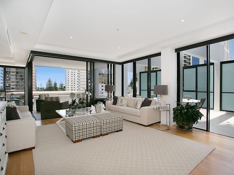 404/17 Albert Avenue, Broadbeach QLD 4218