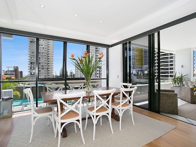 404/17 Albert Avenue, Broadbeach QLD 4218