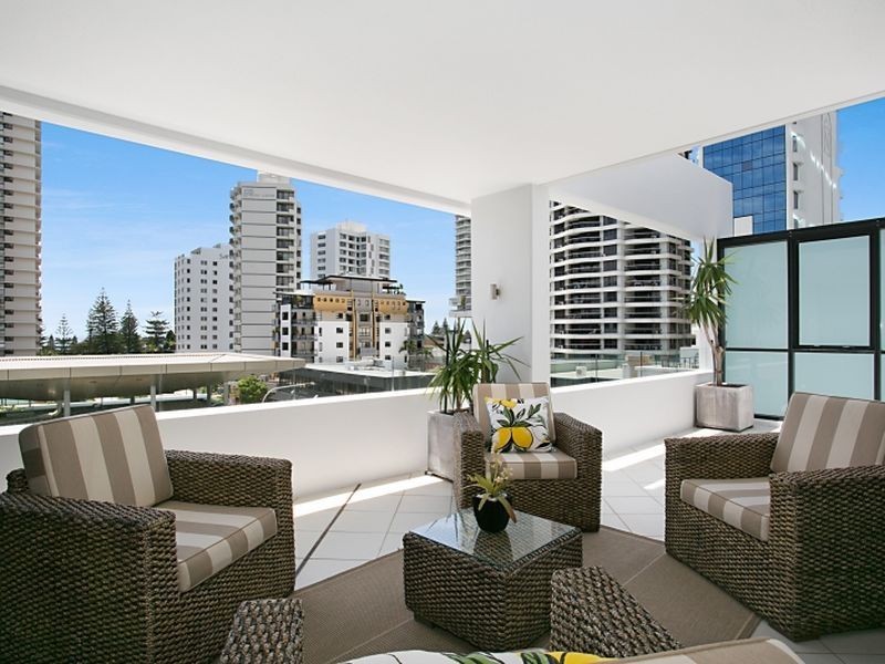 404/17 Albert Avenue, Broadbeach QLD 4218