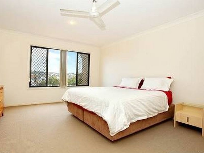 5/1 Alexandrina Drive, Varsity Lakes QLD 4227