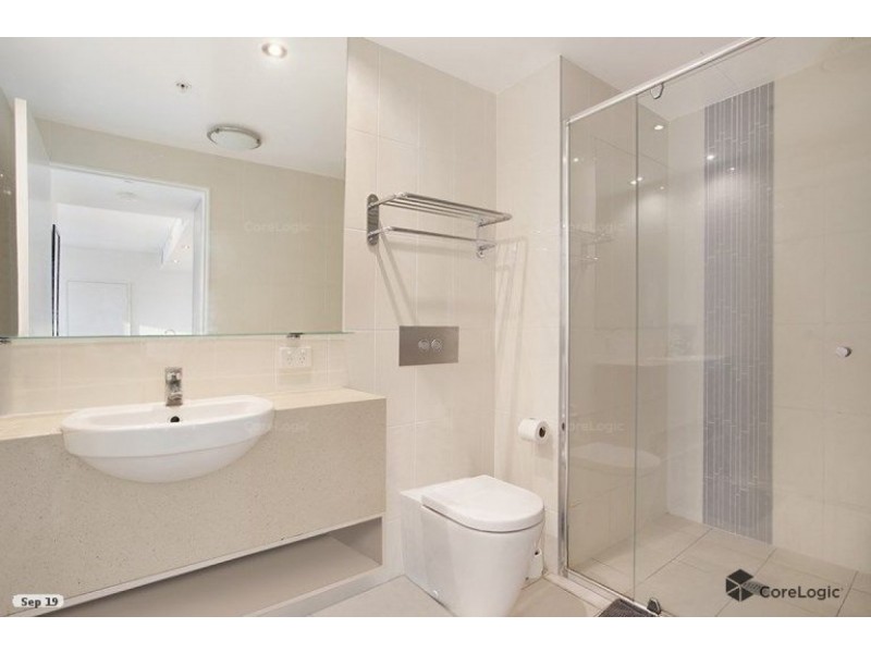 505/3018 Surfers Paradise Boulevard, Surfers Paradise QLD 4217