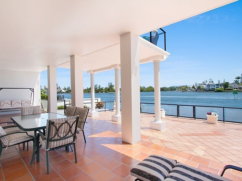 20 Sunset Boulevard, Surfers Paradise QLD 4217