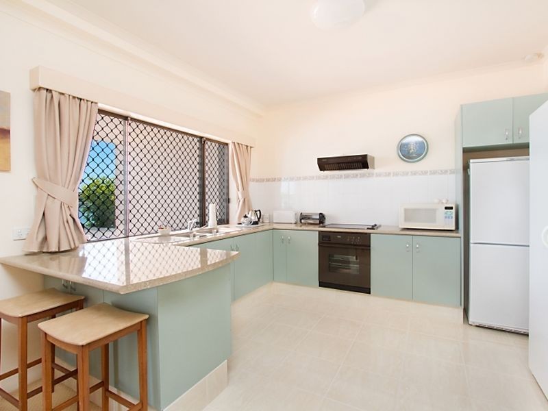 20 Sunset Boulevard, Surfers Paradise QLD 4217