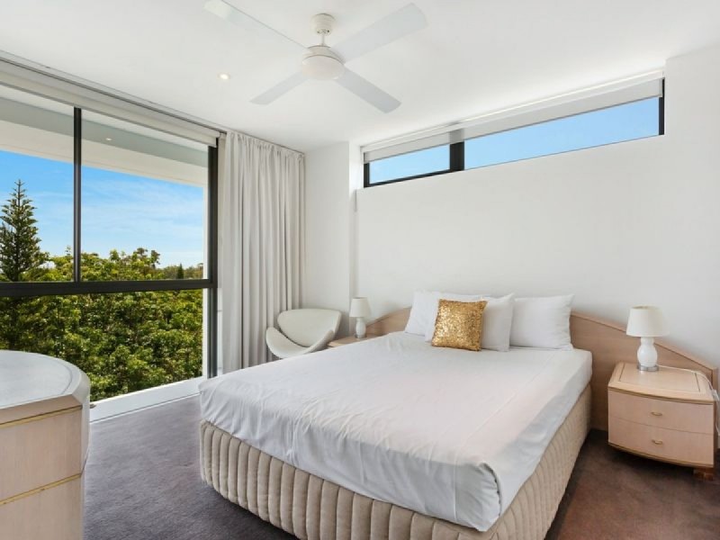 Hollywell QLD 4216