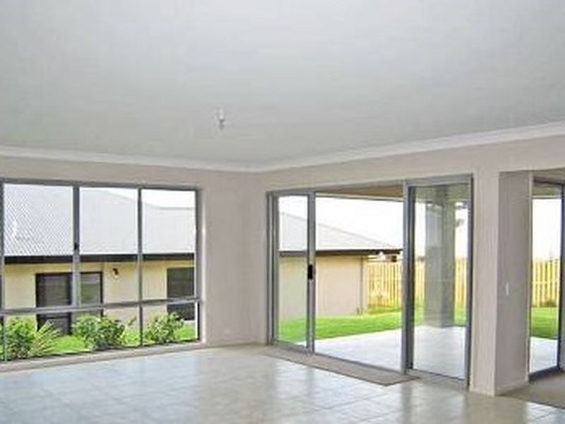 12 Ravensthorpe Street, Ormeau QLD 4208