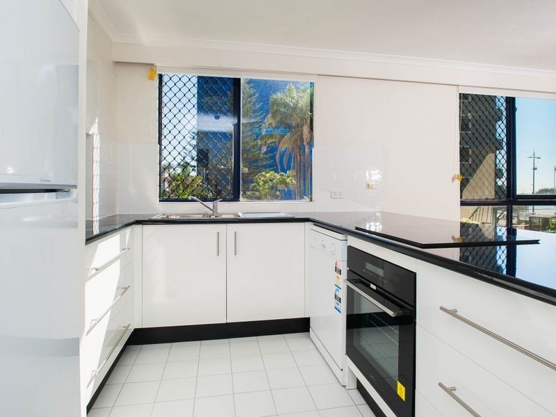 7/9 Laycock Street, Surfers Paradise QLD 4217